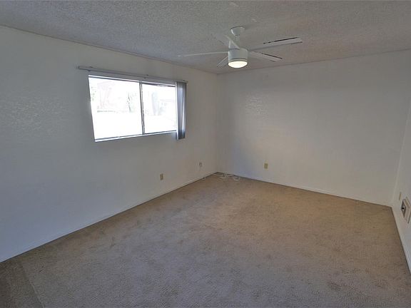 4th image of 1647 Pentecost Way Unit 6