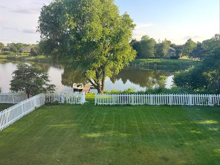 Waconia Cir NE — Photo 3