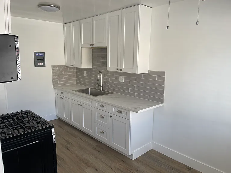 2242 S Loara St #1 — Photo 4