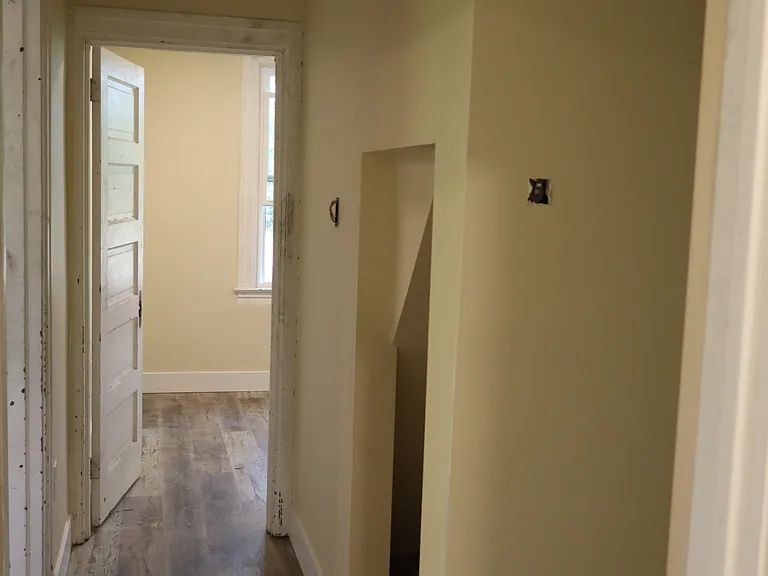 66 Lakewood Ave — Photo 22