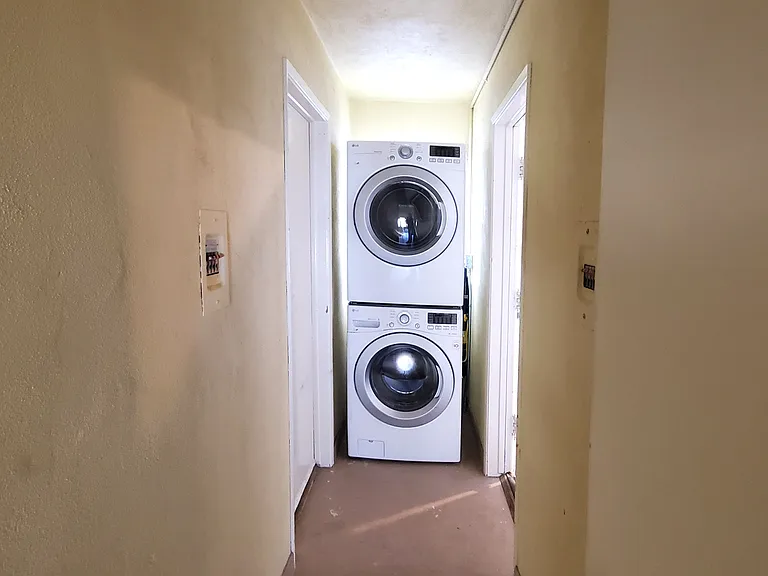 451 San Vicente Blvd #2 — Photo 13