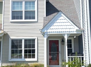 105 Heather Way APT E, Yorktown, VA 23693