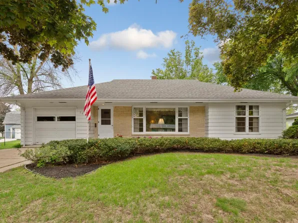 706 9th Ave SW, Faribault, MN 55021