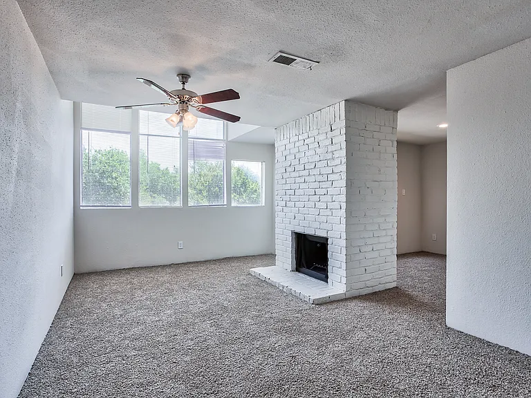 Branch Creek Apartments — Photo 10