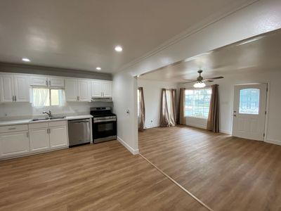 1126 S Flower St, Inglewood, CA, 90301