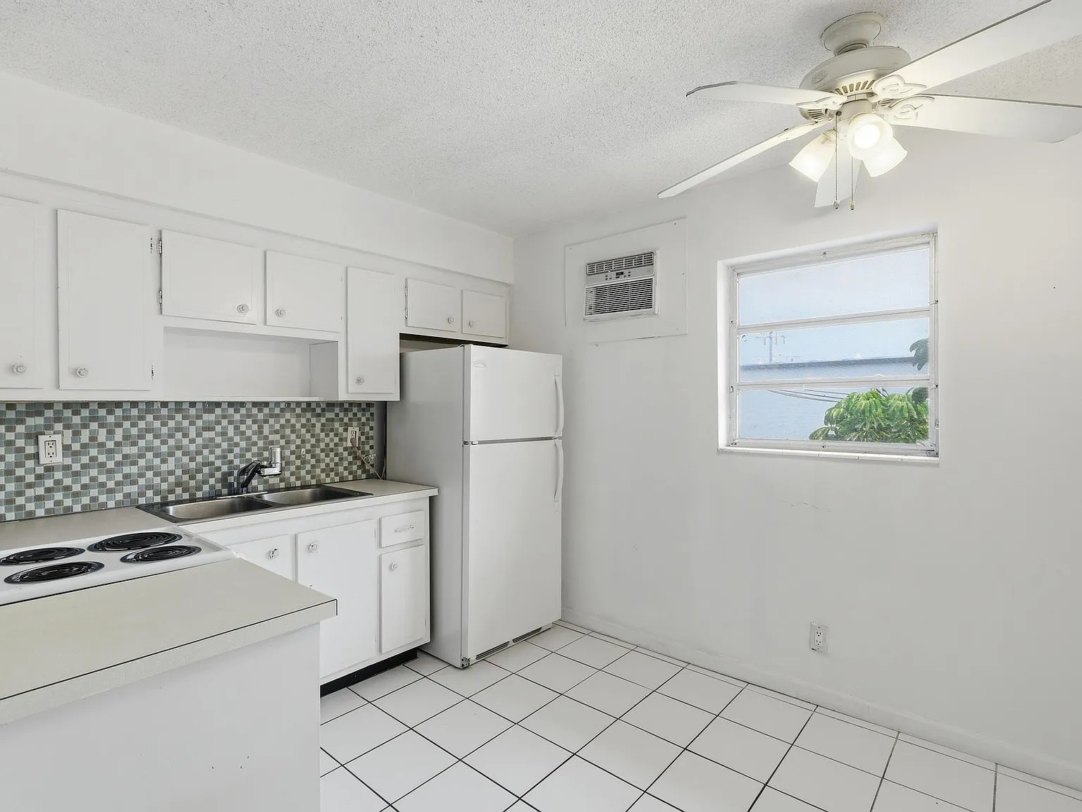 1 bed, 700 sqft, $1,425 — Photo 4