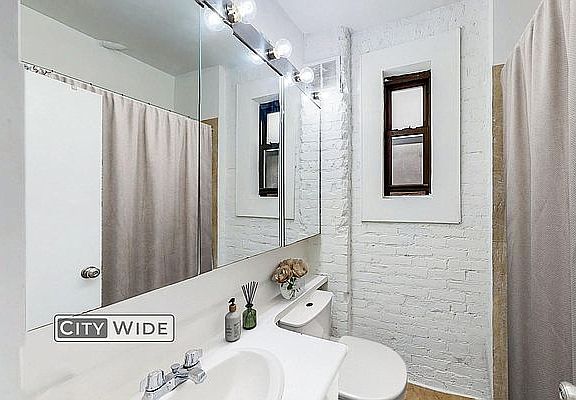 4th image of 345 E 65th St APT 3C