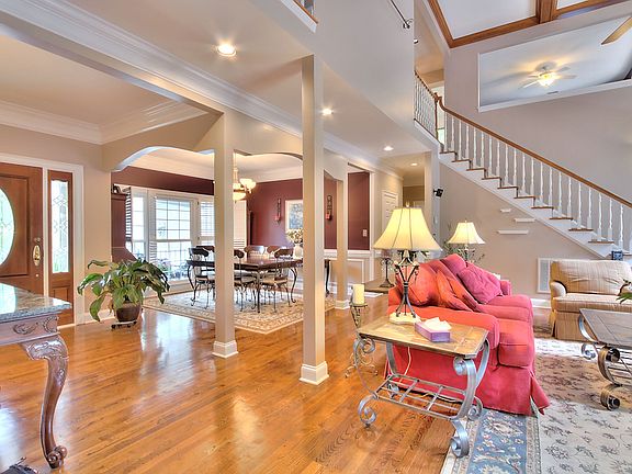 5th image of 16519 Riverpointe Dr