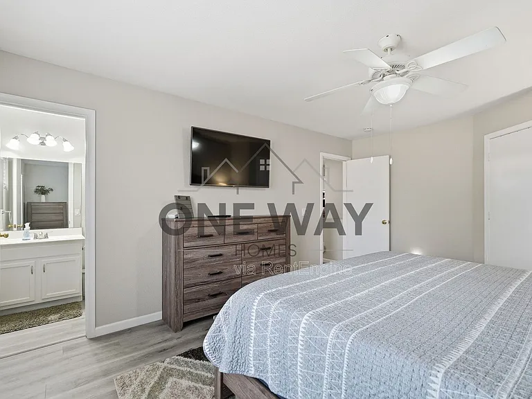 127 S Parkwood — Photo 18