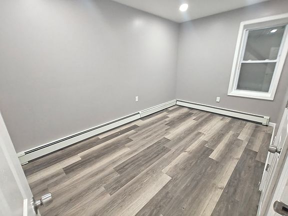 3rd image of 95 Park Ave #2R