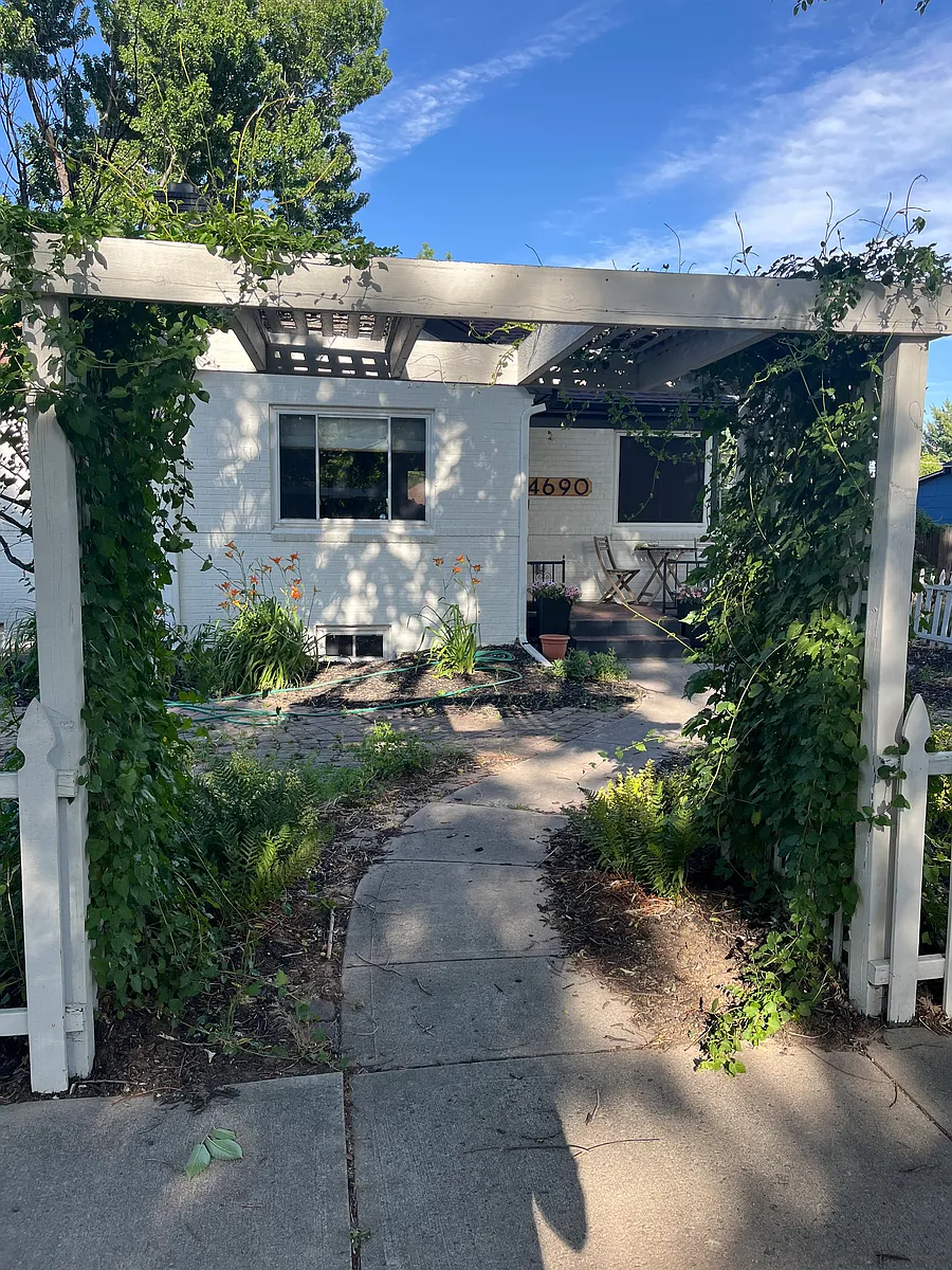 Building Photo - 4690 Elm Ct