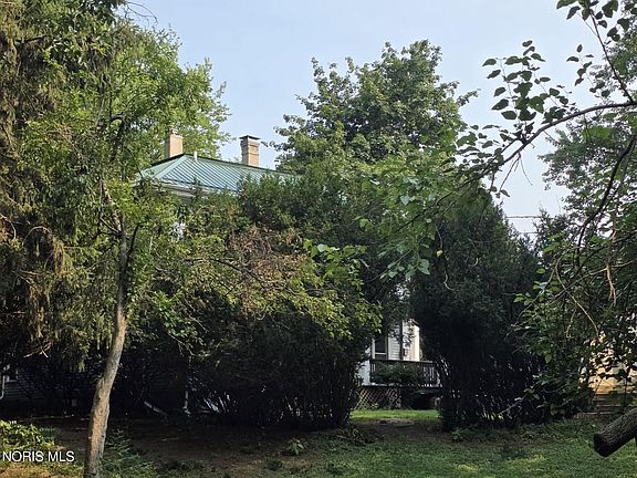 5th image of 336 Holgate Ave
