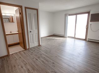 1900 Roosevelt Dr UNIT 12, Northfield, MN 55057
