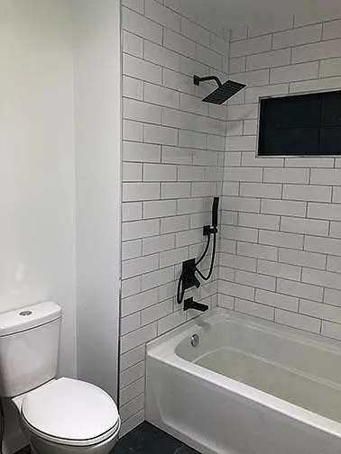 Shared BA for aux bedrooms