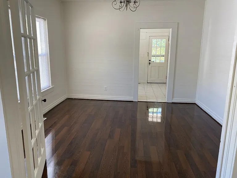 133 Broad St — Photo 5