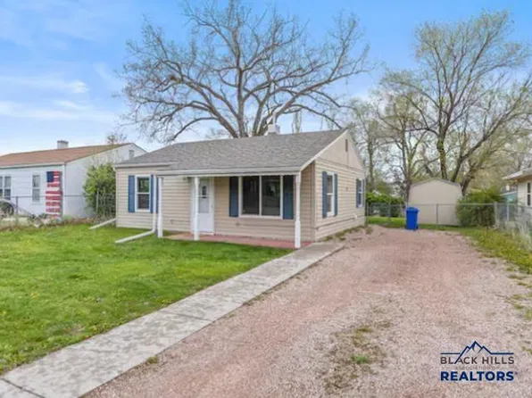 117 E Saint Francis St, Rapid City, SD 57701