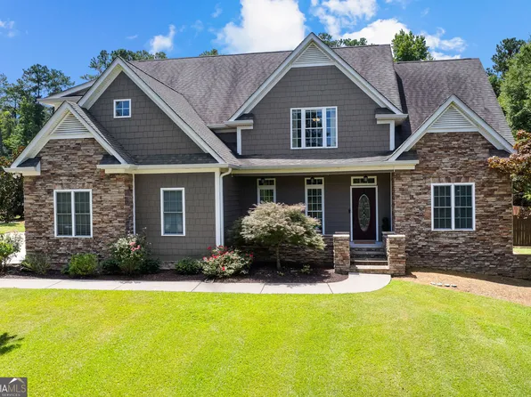 534 Deer Lake Dr, Griffin, GA 30224
