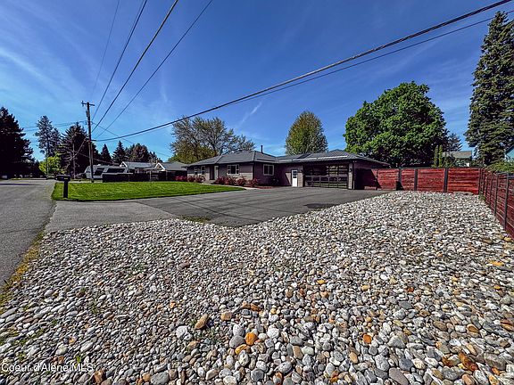 4th image of 9347 N Baack Rd