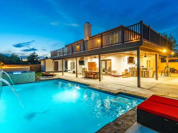 6204 Shadow Hills Dr, Lancaster, CA 93536