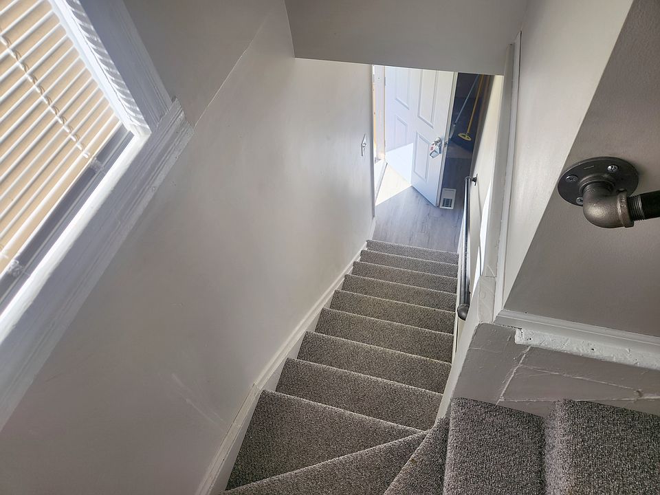 154 S Market St # 3, photo 7
