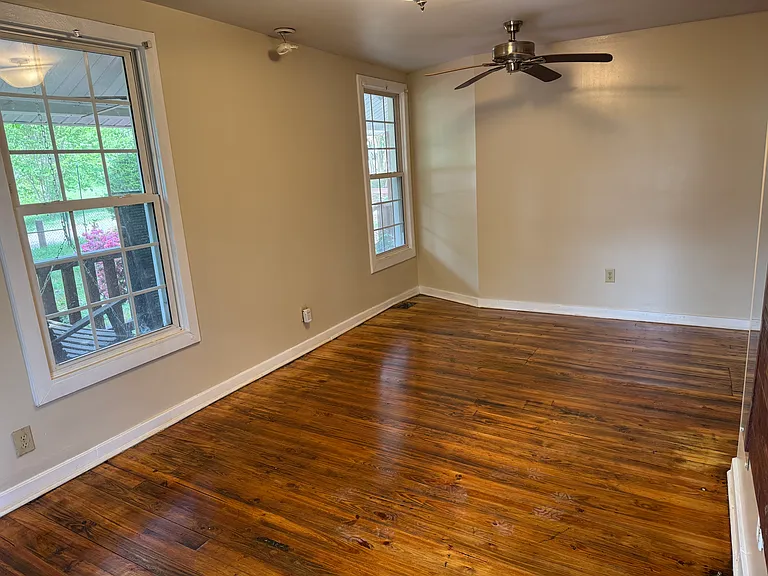 429 Fairmont Ave — Photo 3
