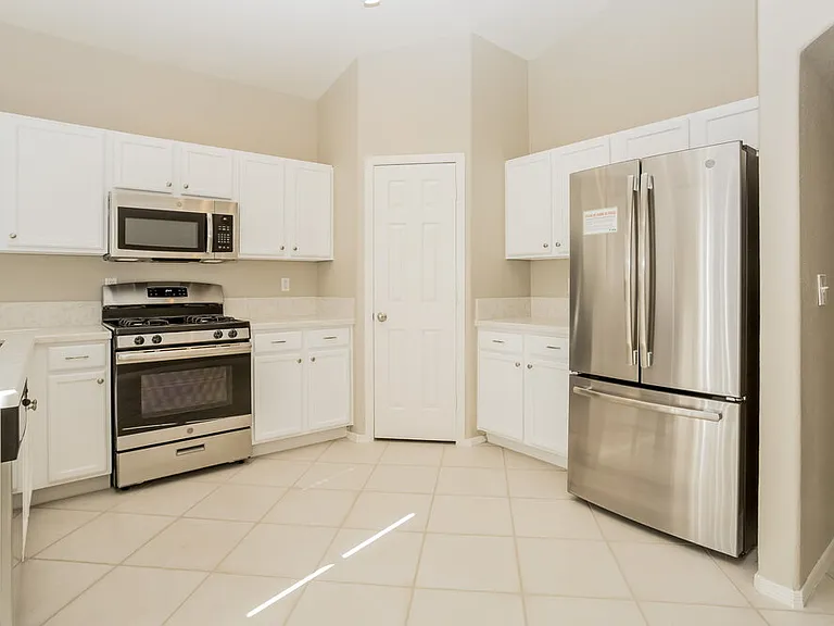 611 Snake Charmer Ave — Photo 4
