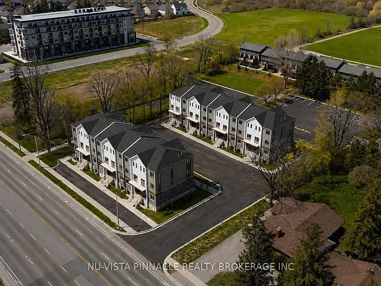 1208 Fanshawe Park Rd E #5 — Photo 2