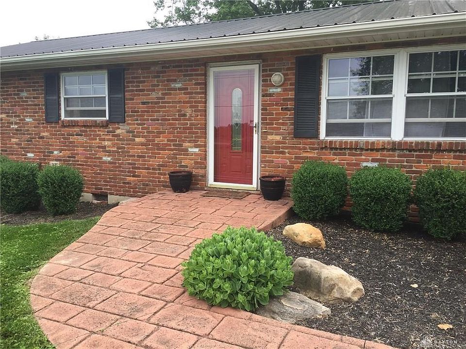 2nd image of 5150 N River Rd