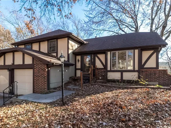 5417 Locust Ln, Kansas City, KS 66106