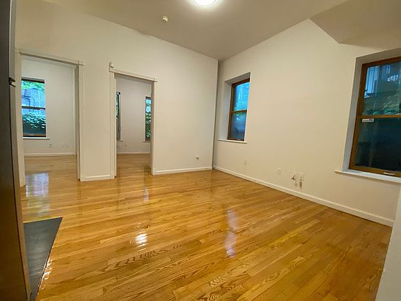 5th image of 296 W 11th St APT 1R