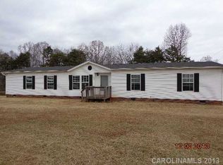 126 Greenmont Dr, Stony Point, NC 28678