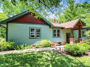 26 Valley Dr, Greenfield, IN 46140
