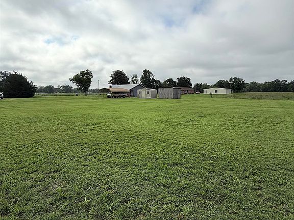 2nd image of 265 Mayberry Ln