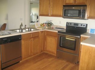 2002 Rambling Rose Ln, Mishawaka, IN 46544