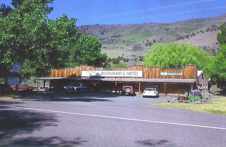 Lodge at Summer Lake