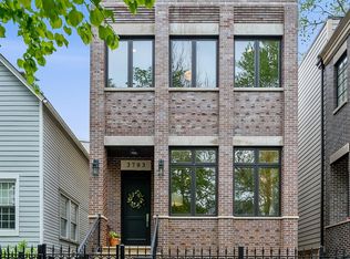 3703 N Hermitage Ave, Chicago, IL 60613