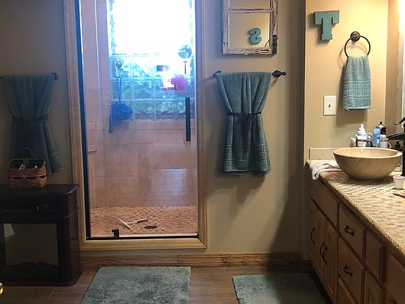 New remodeled Master Bath 