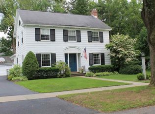 1450 Keyes Ave, Niskayuna, NY 12309