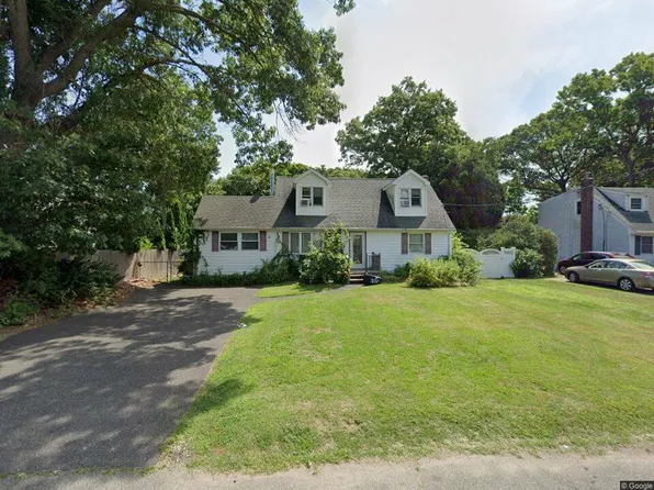 51 Joline Road, Port Jefferson Station, NY 11776