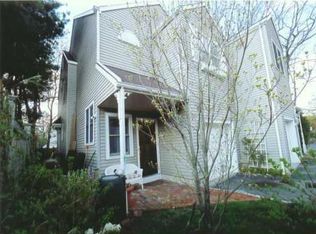 66 Richland Rd UNIT B, Greenwich, CT 06830