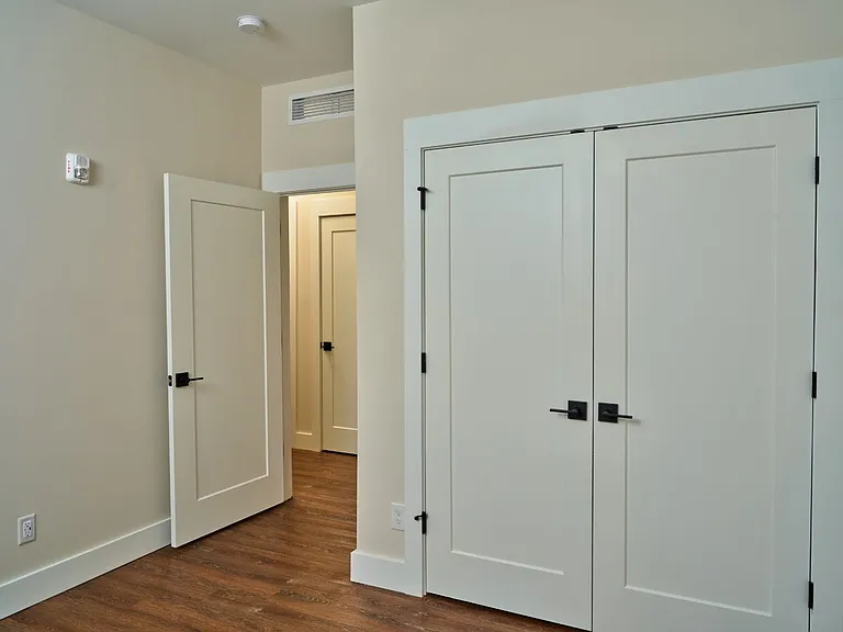 4040 Walton Creek Rd #107 — Photo 31