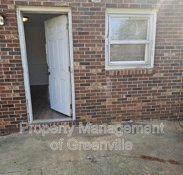 6526 White Horse Rd #17F — Photo 1