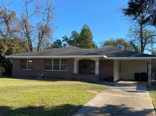 825 Kimbrough St, Shreveport, LA 71104