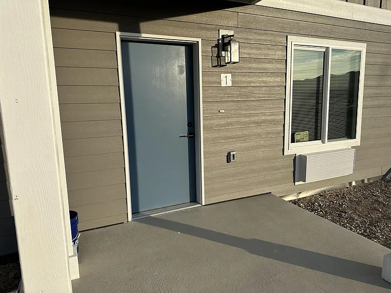 59 Dunbar Ave #1 — Photo 2