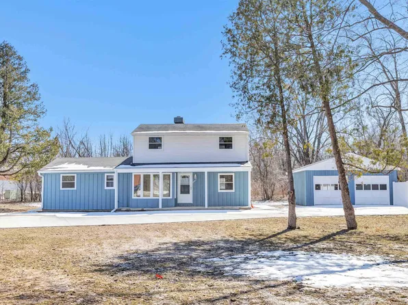 2475 Glendale Ave, Green Bay, WI 54313