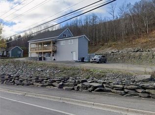 688 Canada Rd, Edmundston, NB E3V 1W4