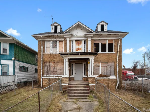 247 Midland St, Highland Park, MI 48203