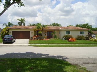 10730 SW 102nd Ave, Miami, FL 33176