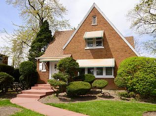 6662 N Central Ave, Chicago, IL 60646