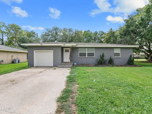 4104 South Dr, New Iberia, LA 70563